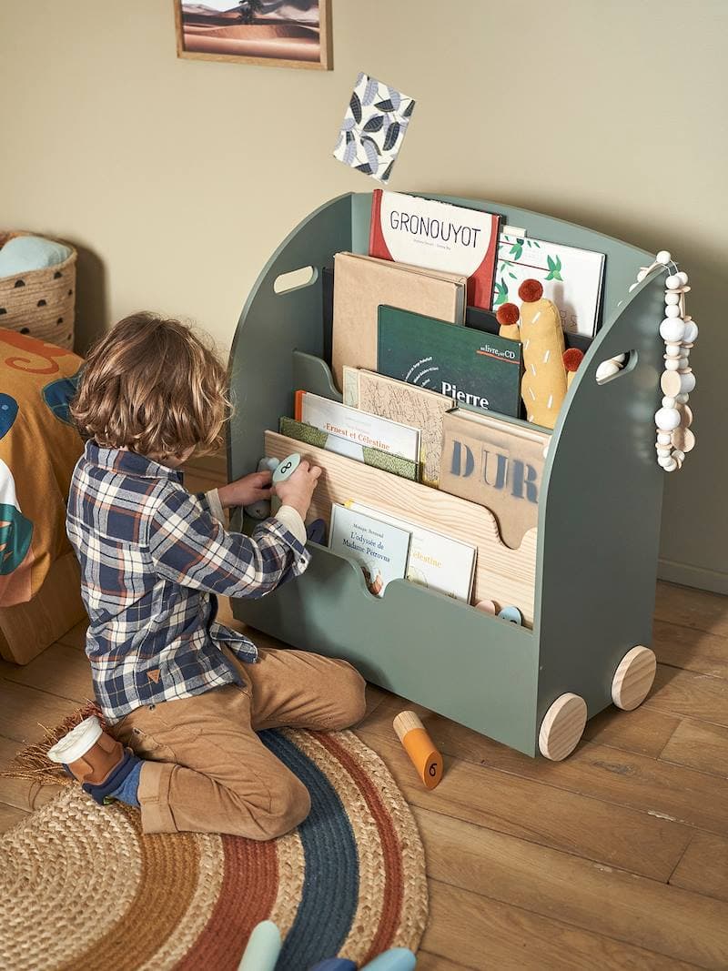 Rolling Bookshelf