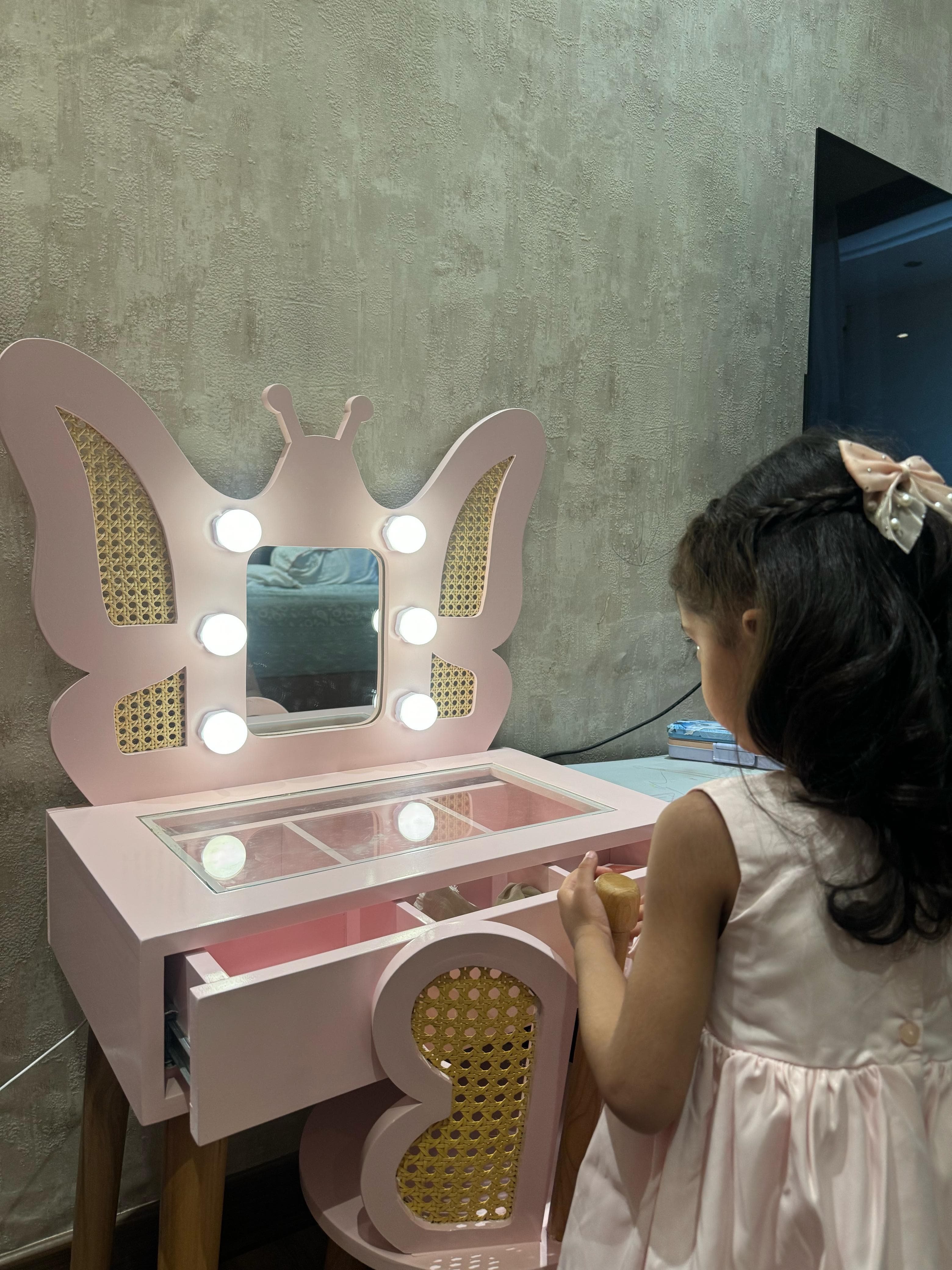 Vanity & Chair Set alternate