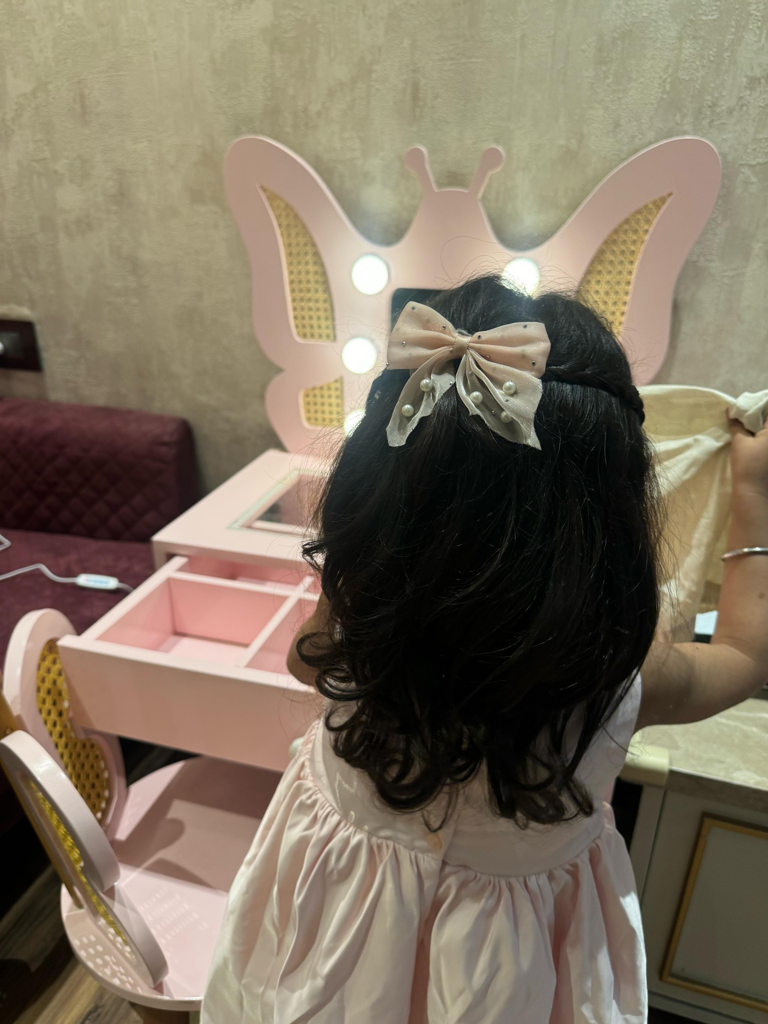 Vanity & Chair Set — image 5