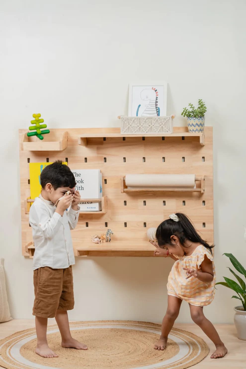 Peg Board — image 3