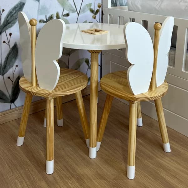 Butterfly Chair With Round Table