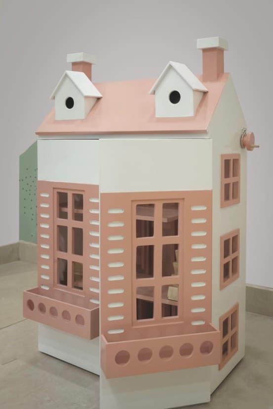 Charming Cottage Dollhouse alternate