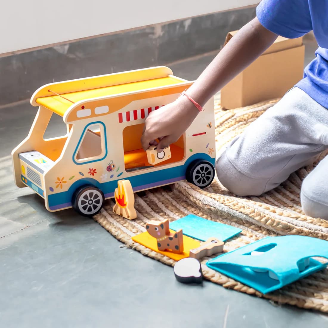 Little Camper alternate