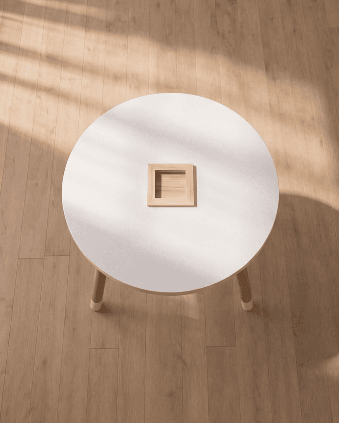 Butterfly Round Table — image 3